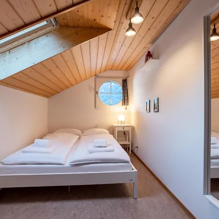 Chalet Seehus Iseltwald Exterior photo